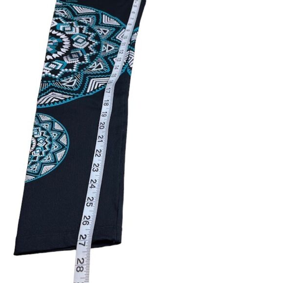 Liquido Wardy Black Leggings With Aqua and White Aztec Graphic Design Large - Picture 4 of 10